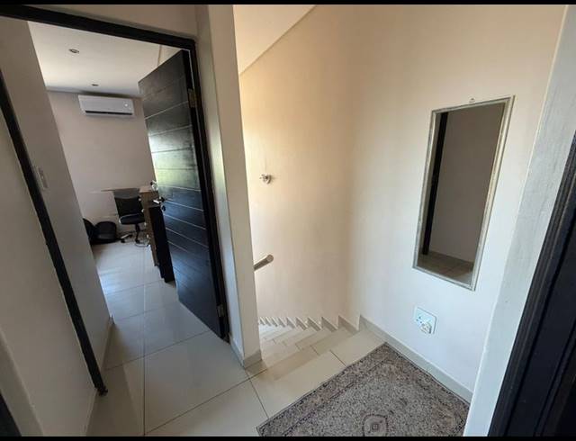 2 BEDROOM APARTMENT FOR SALE IN RASLOUW GARDENS